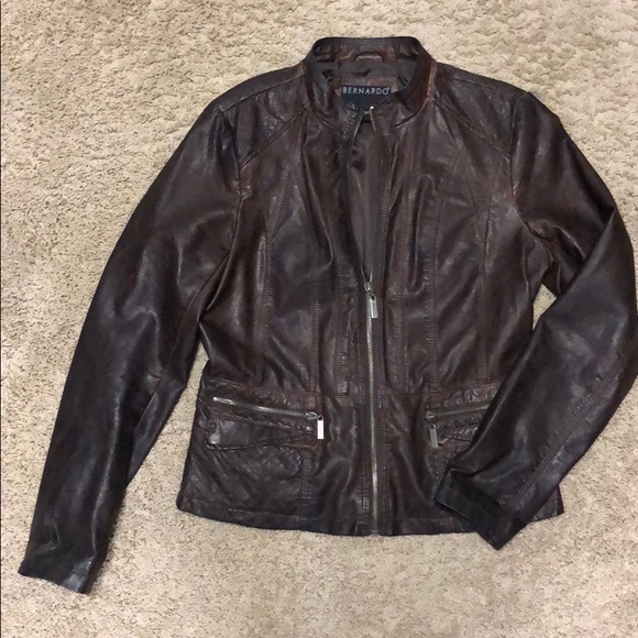 Lightweight super cute brown jacket. - Picture 1 of 4